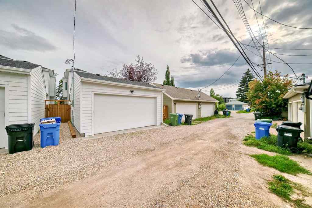 MLS® A2241293 - 2036 Broadview Road NW in West Hillhurst Calgary, Residential