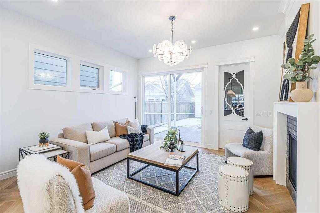 MLS® A2241293 - 2036 Broadview Road NW in West Hillhurst Calgary, Residential