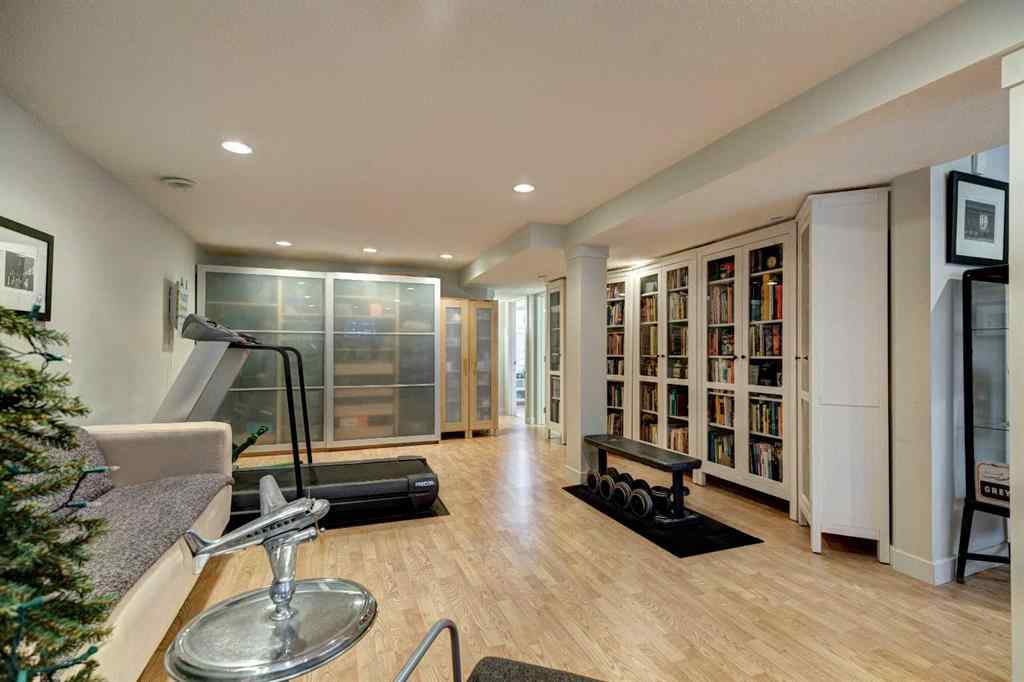 MLS® A2241297 - 12 45 Street SW in Wildwood Calgary, Residential
