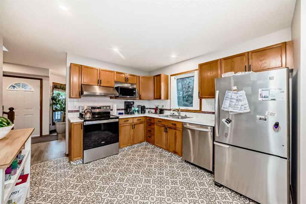 MLS® A2241299 - 47 Everglade Bay SE in Edgewater Airdrie, Residential