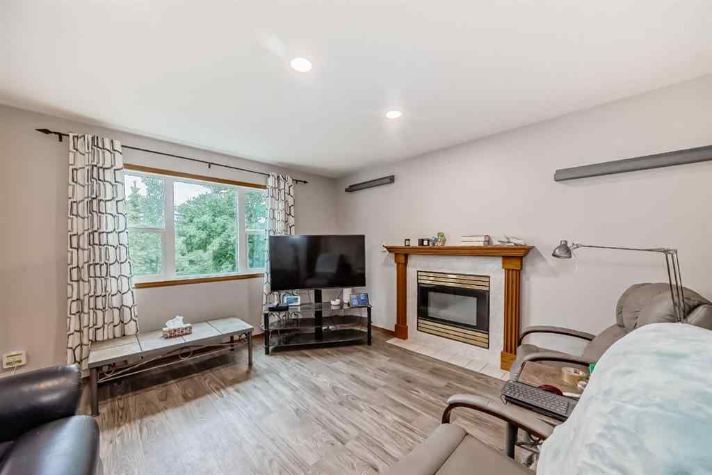 MLS® A2241299 - 47 Everglade Bay SE in Edgewater Airdrie, Residential