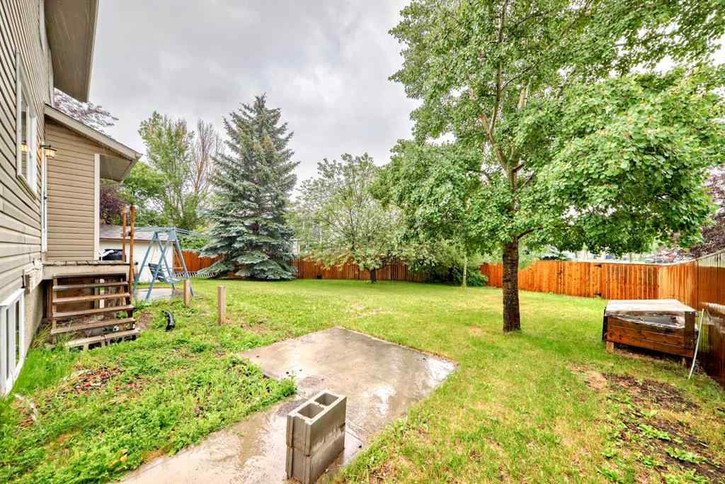 MLS® A2241299 - 47 Everglade Bay SE in Edgewater Airdrie, Residential