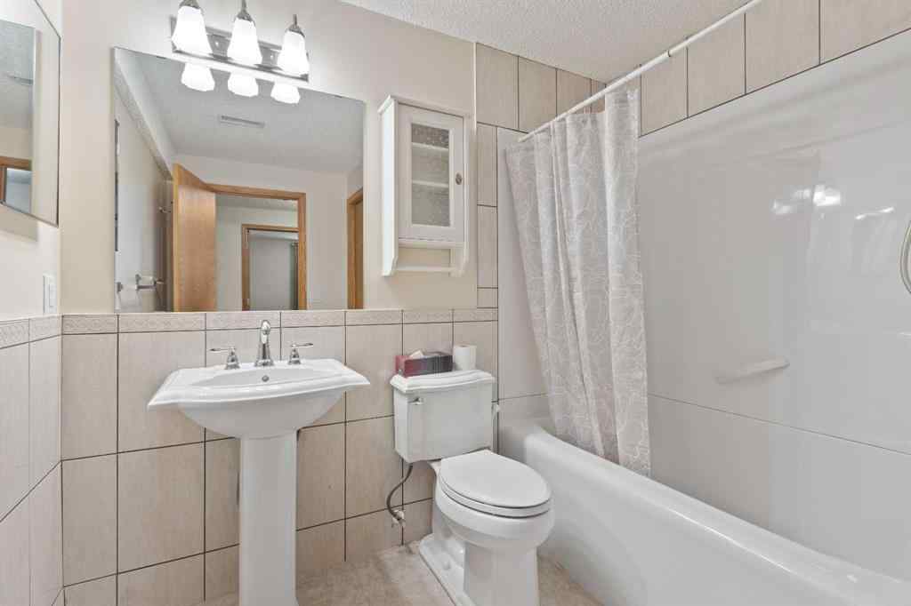 MLS® A2241310 - 817 Riverside Drive NW in High River Golf Course High River, Residential