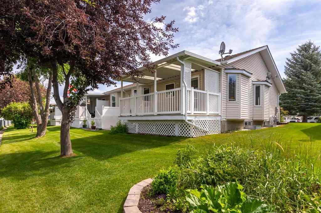 MLS® A2241310 - 817 Riverside Drive NW in High River Golf Course High River, Residential
