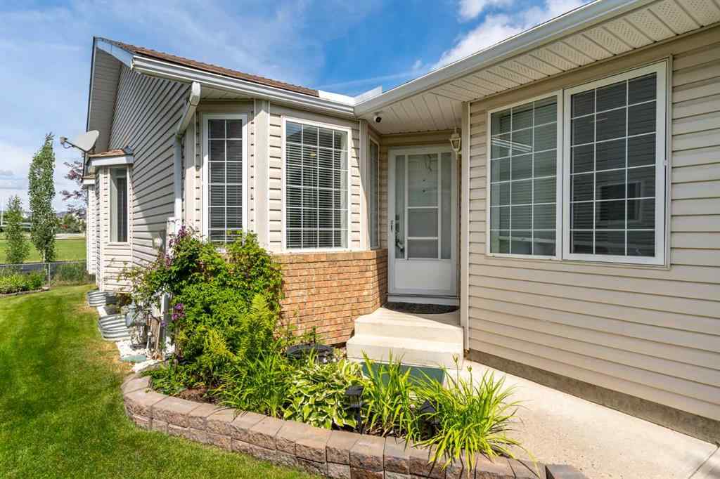 MLS® A2241310 - 817 Riverside Drive NW in High River Golf Course High River, Residential