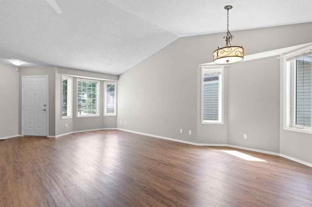 MLS® A2241310 - 817 Riverside Drive NW in High River Golf Course High River, Residential