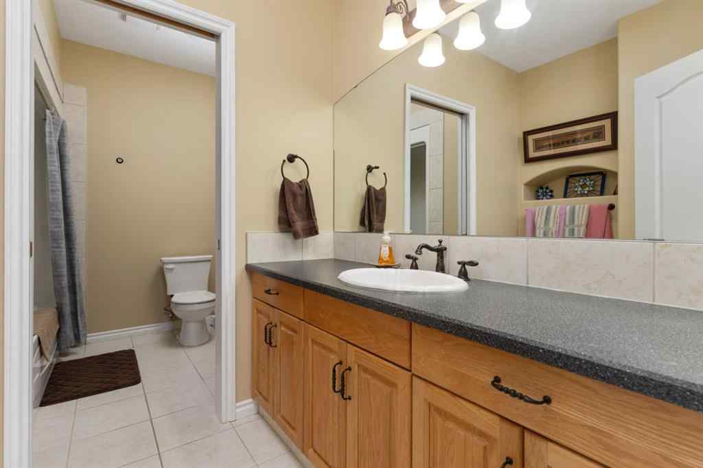 MLS® A2241363 - 5315 60 Street  in Victoria Park Camrose, Residential