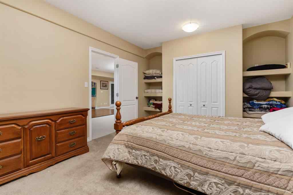 MLS® A2241363 - 5315 60 Street  in Victoria Park Camrose, Residential