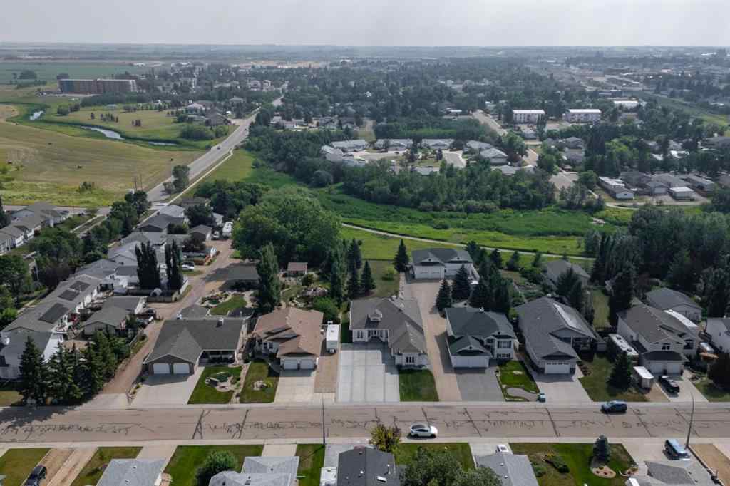 MLS® A2241363 - 5315 60 Street  in Victoria Park Camrose, Residential