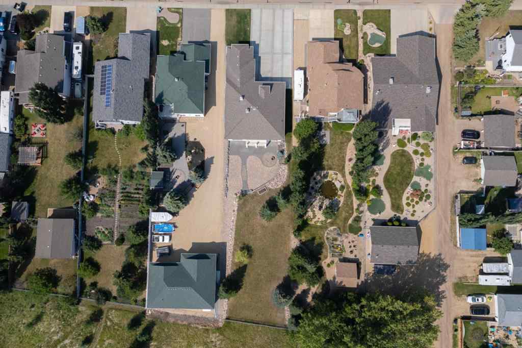 MLS® A2241363 - 5315 60 Street  in Victoria Park Camrose, Residential