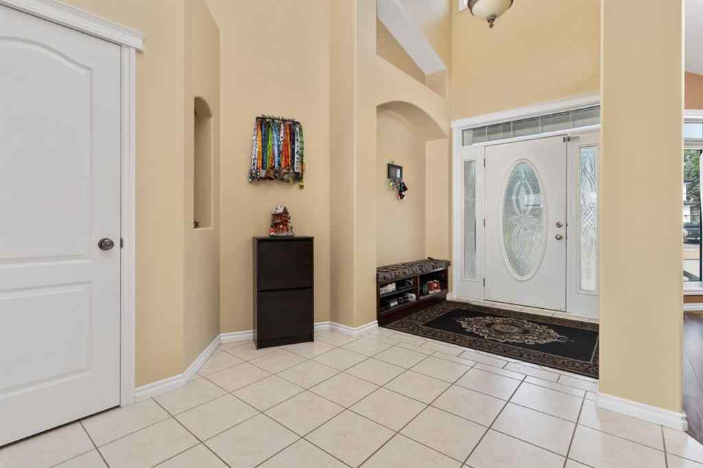 MLS® A2241363 - 5315 60 Street  in Victoria Park Camrose, Residential