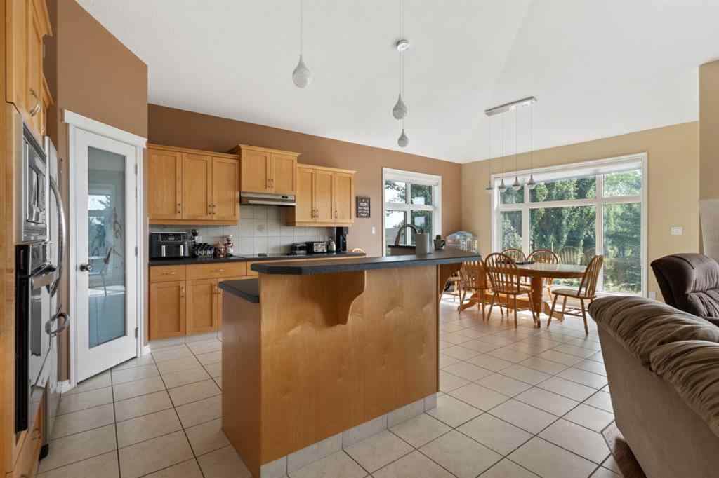MLS® A2241363 - 5315 60 Street  in Victoria Park Camrose, Residential