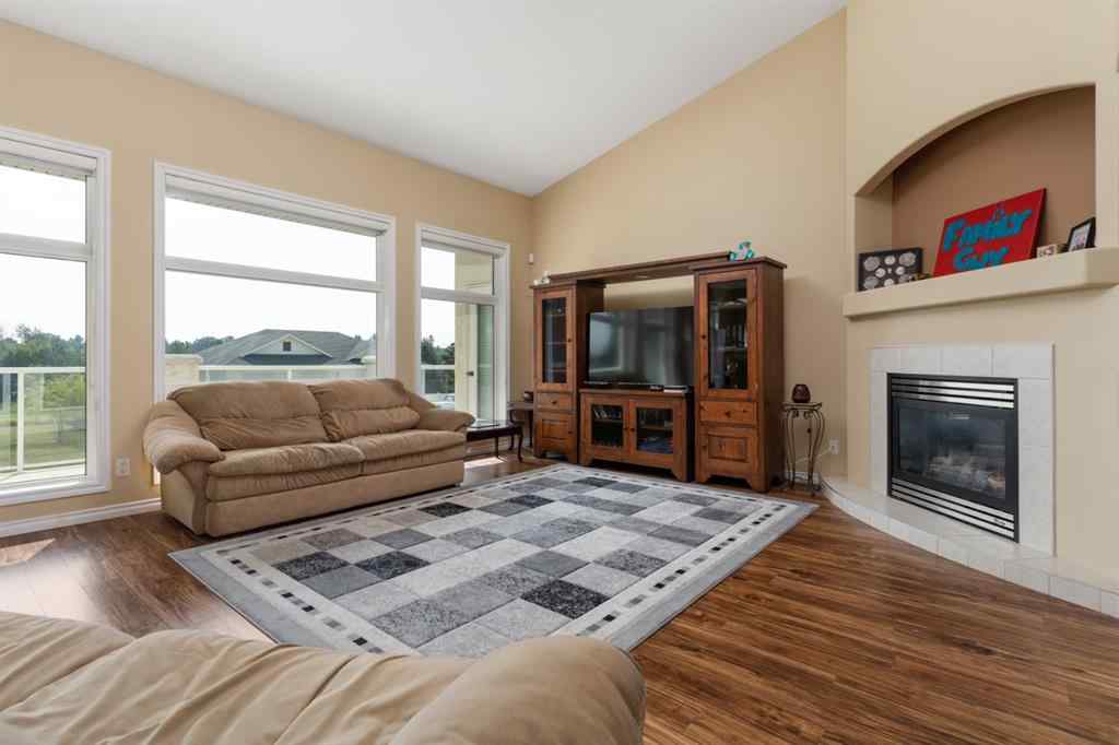 MLS® A2241363 - 5315 60 Street  in Victoria Park Camrose, Residential