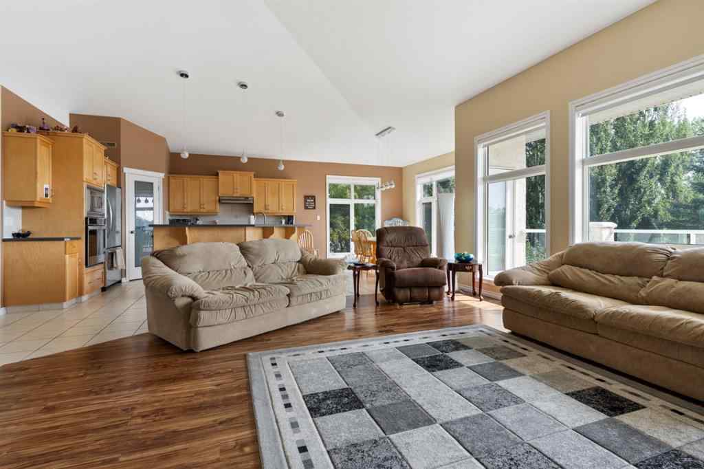 MLS® A2241363 - 5315 60 Street  in Victoria Park Camrose, Residential