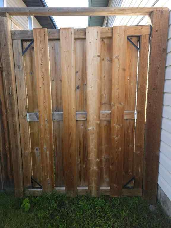 MLS® A2241368 - 114 Robinson Avenue  in Park Place Penhold, Residential