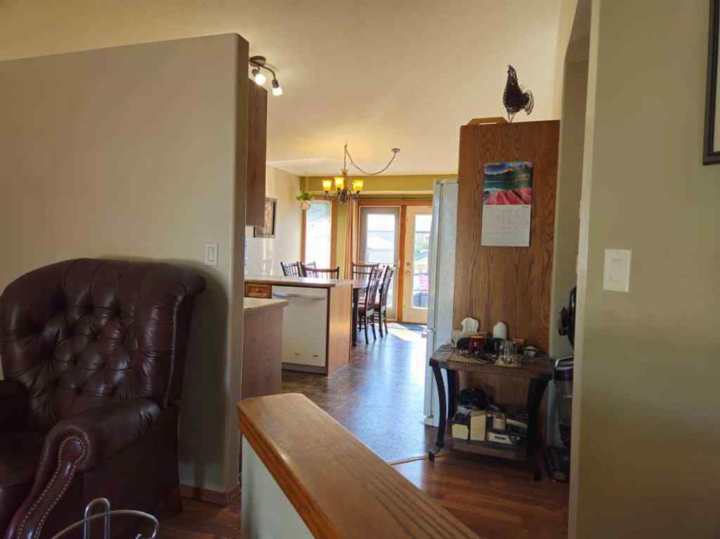 MLS® A2241368 - 114 Robinson Avenue  in Park Place Penhold, Residential