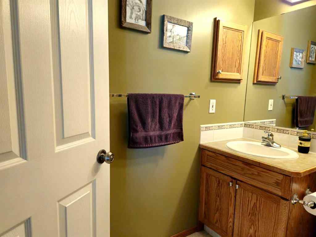 MLS® A2241368 - 114 Robinson Avenue  in Park Place Penhold, Residential