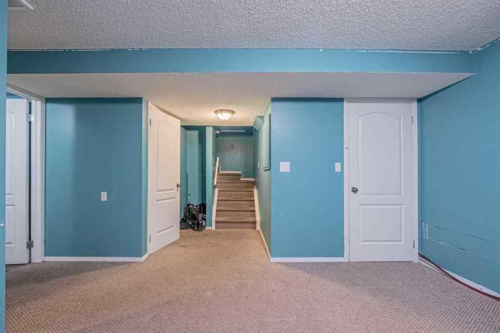 MLS® A2241373 - 121 Saddlecrest Green NE in Saddle Ridge Calgary, Residential