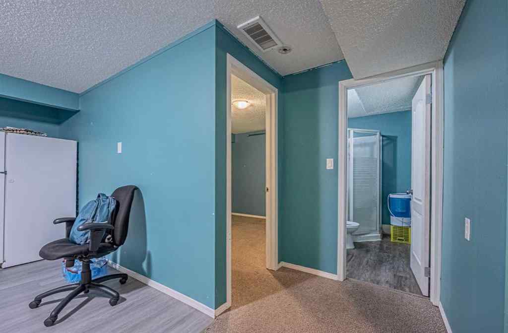 MLS® A2241373 - 121 Saddlecrest Green NE in Saddle Ridge Calgary, Residential