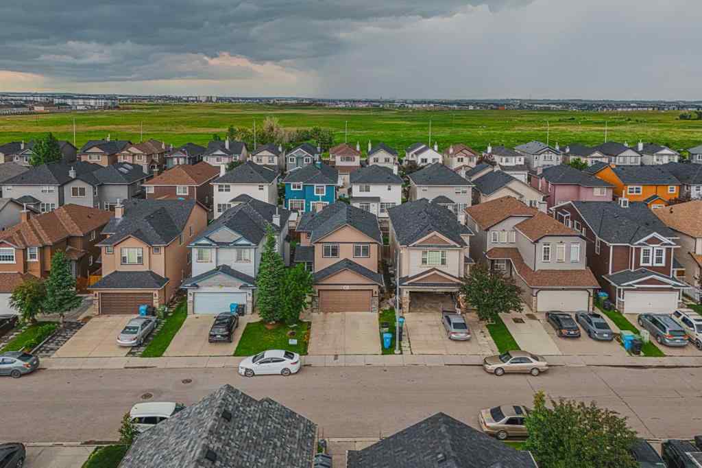MLS® A2241373 - 121 Saddlecrest Green NE in Saddle Ridge Calgary, Residential