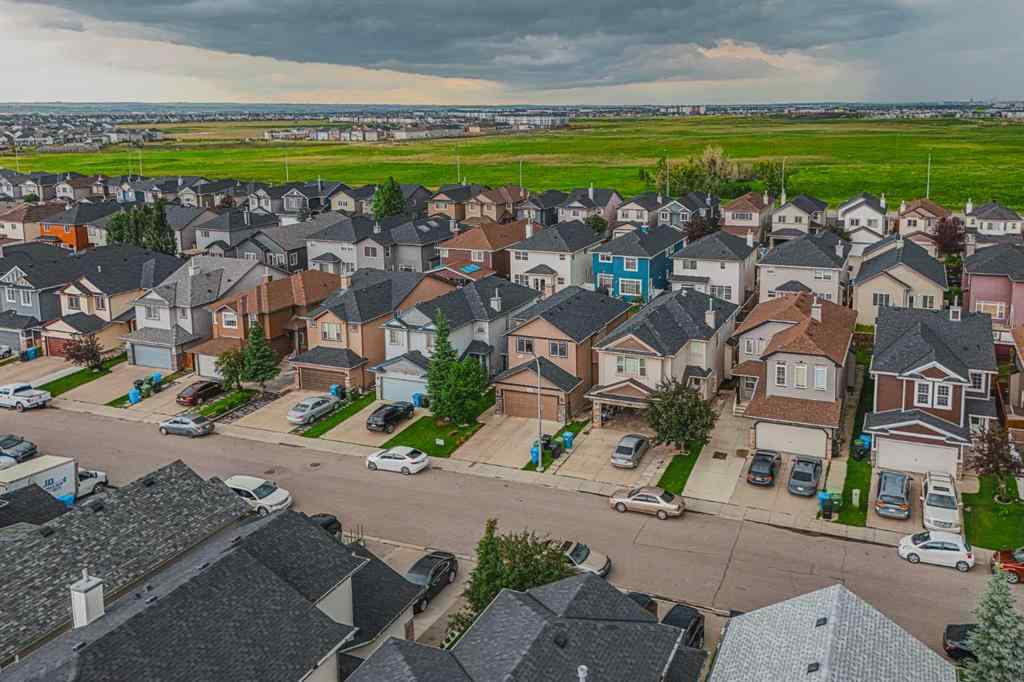 MLS® A2241373 - 121 Saddlecrest Green NE in Saddle Ridge Calgary, Residential