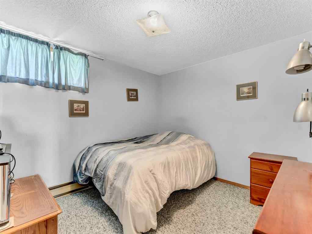 MLS® A2241386 - 29 Rideau Close SE in Ross Glen Medicine Hat, Residential