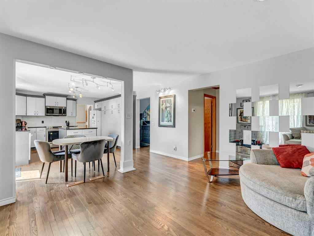 MLS® A2241386 - 29 Rideau Close SE in Ross Glen Medicine Hat, Residential