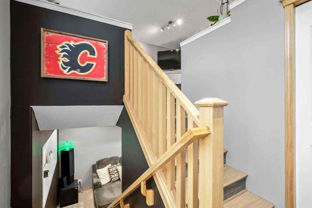MLS® A2241389 - 128 Cramond Crescent SE in Cranston Calgary, Residential