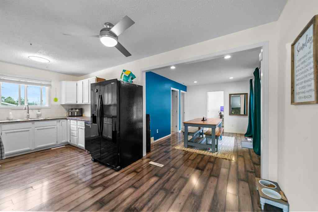 MLS® A2241394 - 4926 47 Street  in Killam Killam, Residential