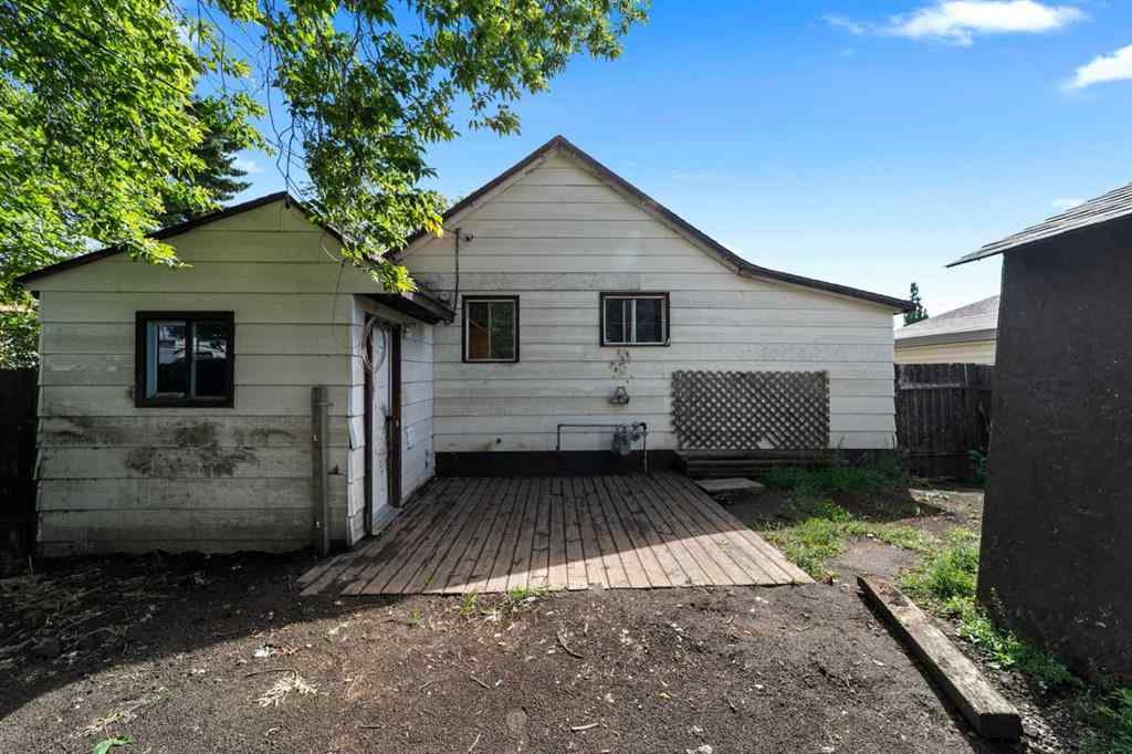 MLS® A2241404 - 4945 52 Street  in Sedgewick Sedgewick, Residential