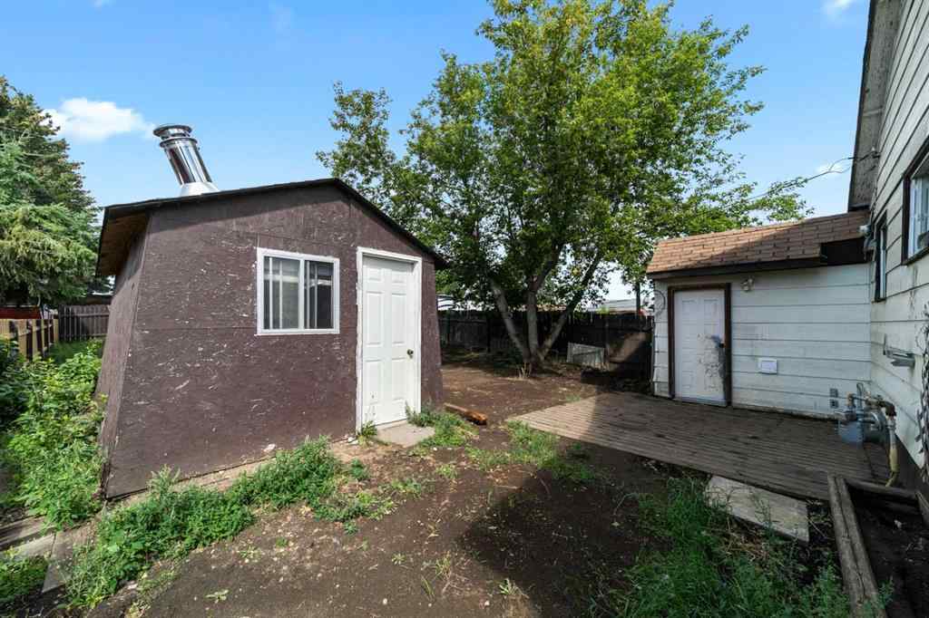MLS® A2241404 - 4945 52 Street  in Sedgewick Sedgewick, Residential