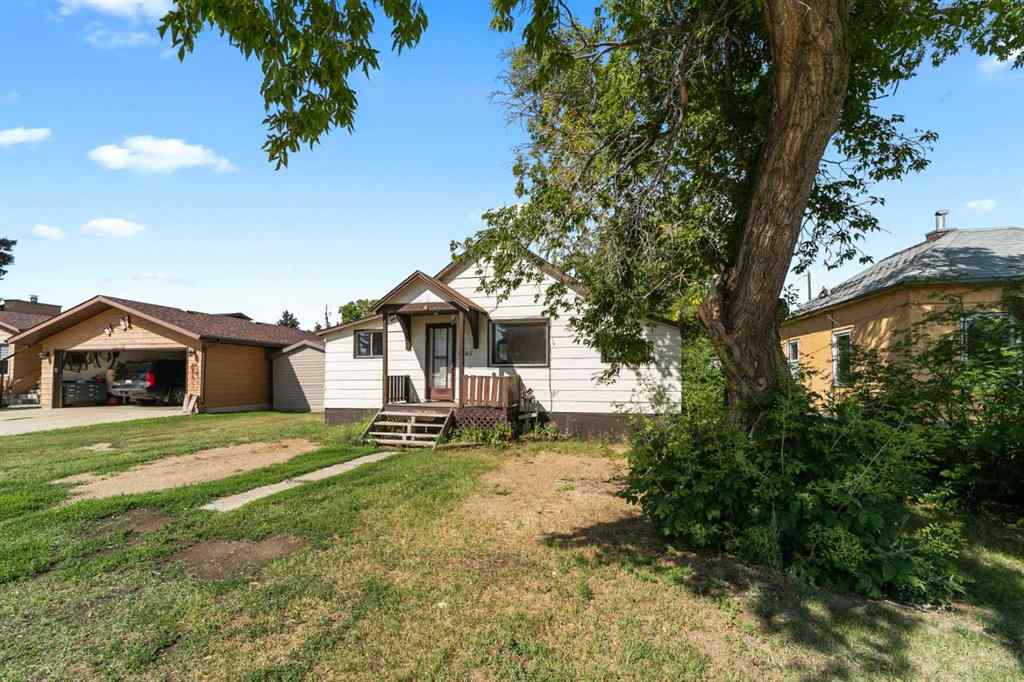MLS® A2241404 - 4945 52 Street  in Sedgewick Sedgewick, Residential