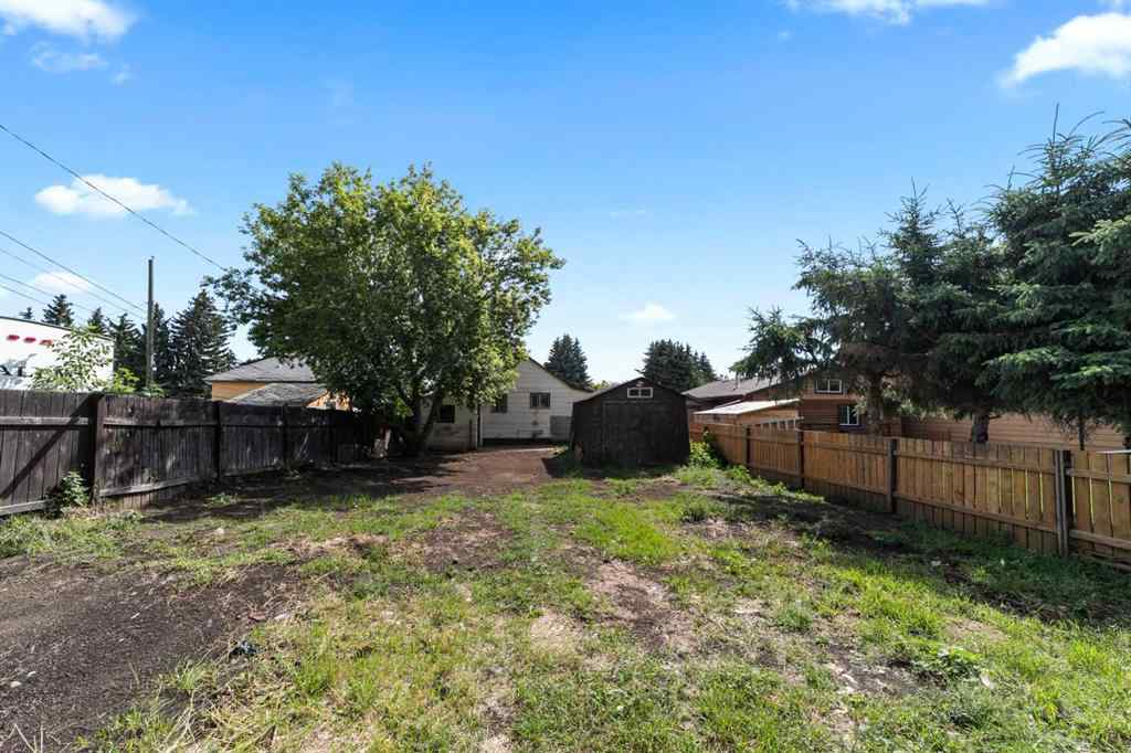 MLS® A2241404 - 4945 52 Street  in Sedgewick Sedgewick, Residential