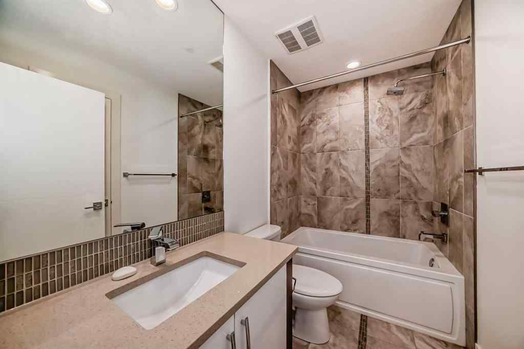 MLS® A2241413 - 236 25 Avenue NW in Tuxedo Park Calgary, Residential