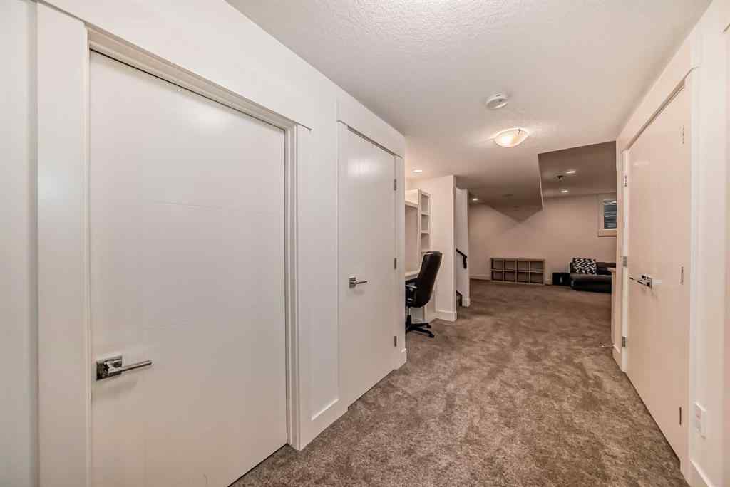 MLS® A2241413 - 236 25 Avenue NW in Tuxedo Park Calgary, Residential