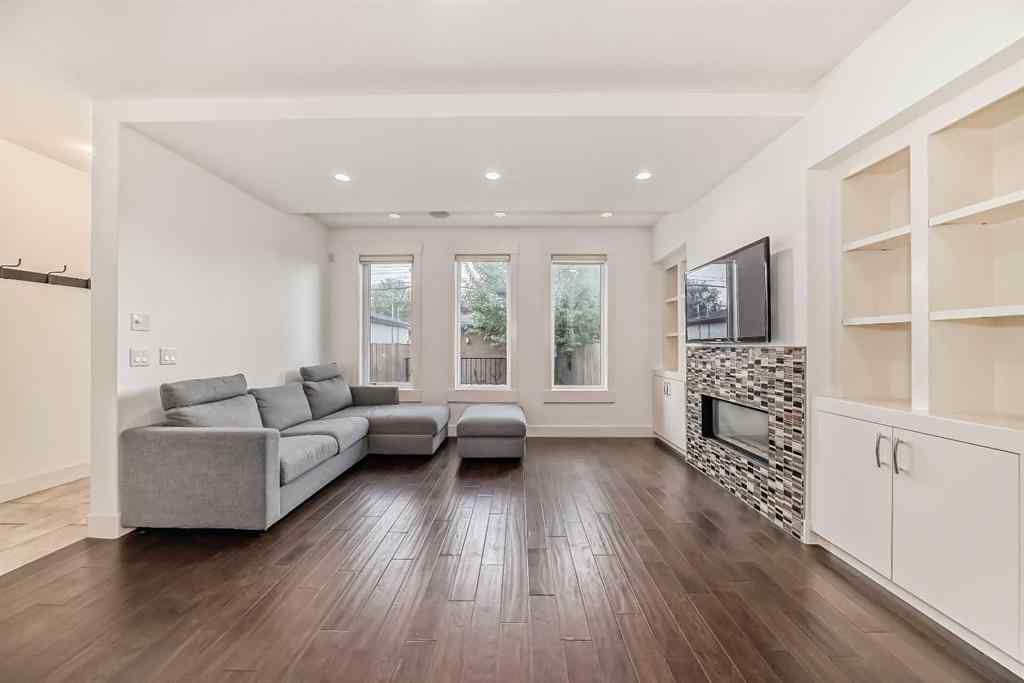 MLS® A2241413 - 236 25 Avenue NW in Tuxedo Park Calgary, Residential