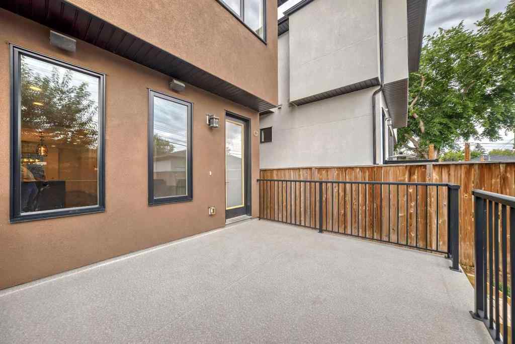 MLS® A2241413 - 236 25 Avenue NW in Tuxedo Park Calgary, Residential