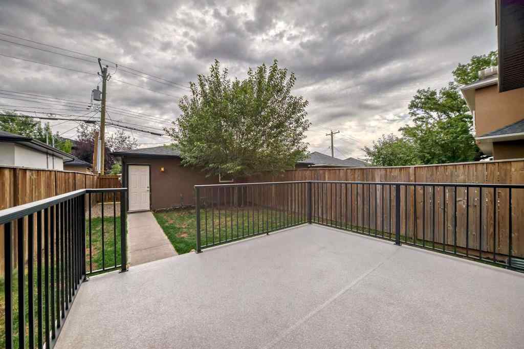 MLS® A2241413 - 236 25 Avenue NW in Tuxedo Park Calgary, Residential