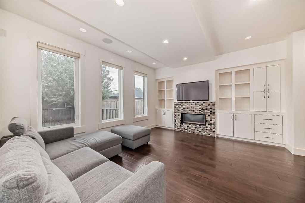MLS® A2241413 - 236 25 Avenue NW in Tuxedo Park Calgary, Residential