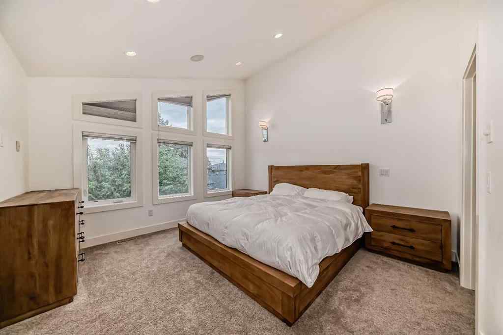 MLS® A2241413 - 236 25 Avenue NW in Tuxedo Park Calgary, Residential