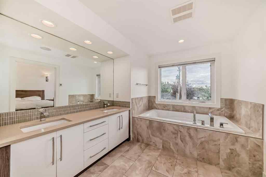 MLS® A2241413 - 236 25 Avenue NW in Tuxedo Park Calgary, Residential