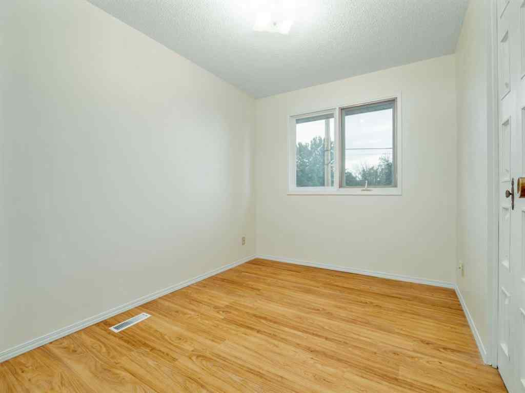 MLS® A2241418 - 724 Florence Street  in NONE Pincher Creek, Residential