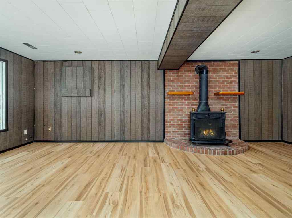 MLS® A2241418 - 724 Florence Street  in NONE Pincher Creek, Residential