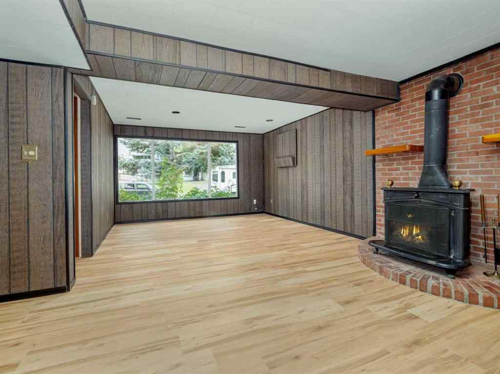 MLS® A2241418 - 724 Florence Street  in NONE Pincher Creek, Residential