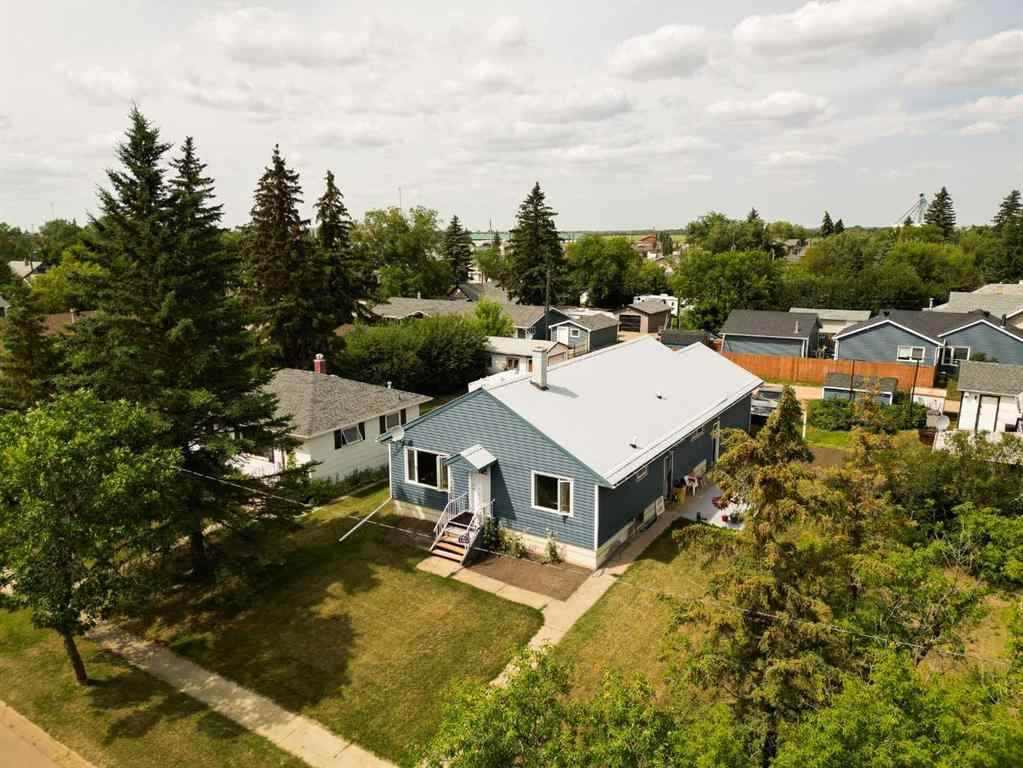MLS® A2241425 - 4504 49 Ave   in Central Stettler, Residential