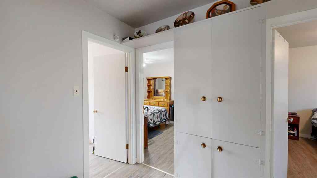 MLS® A2241425 - 4504 49 Ave   in Central Stettler, Residential