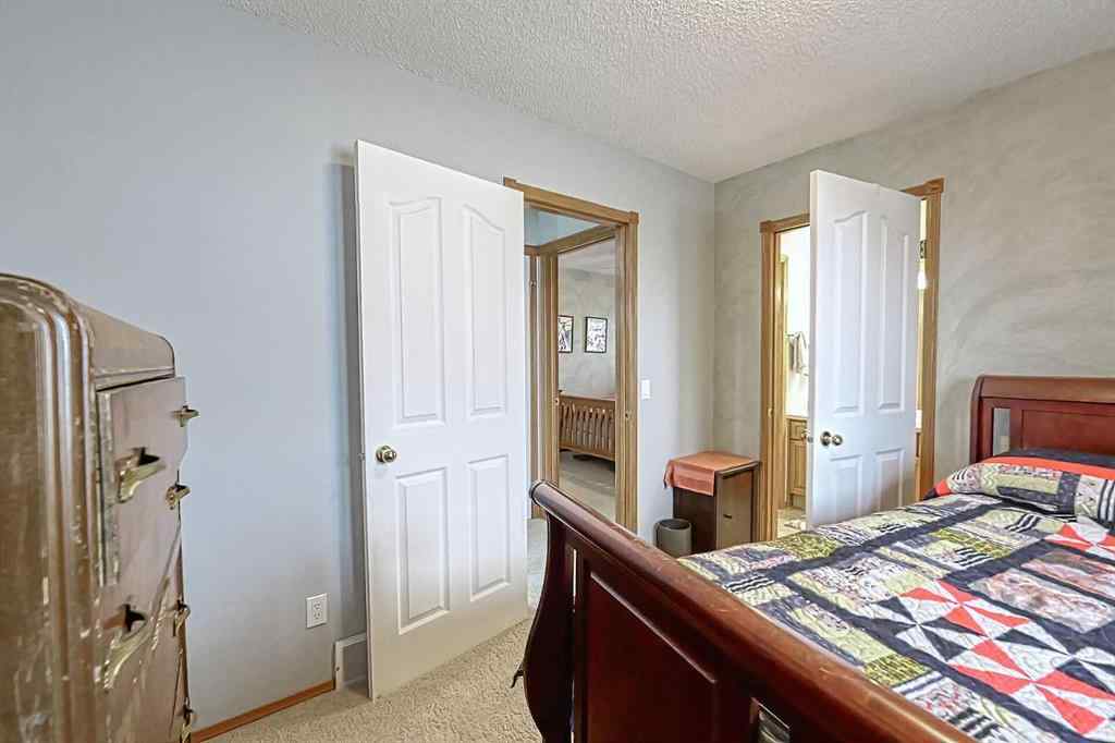 MLS® A2241431 - 36 Chinook Crescent  in NONE Beiseker, Residential