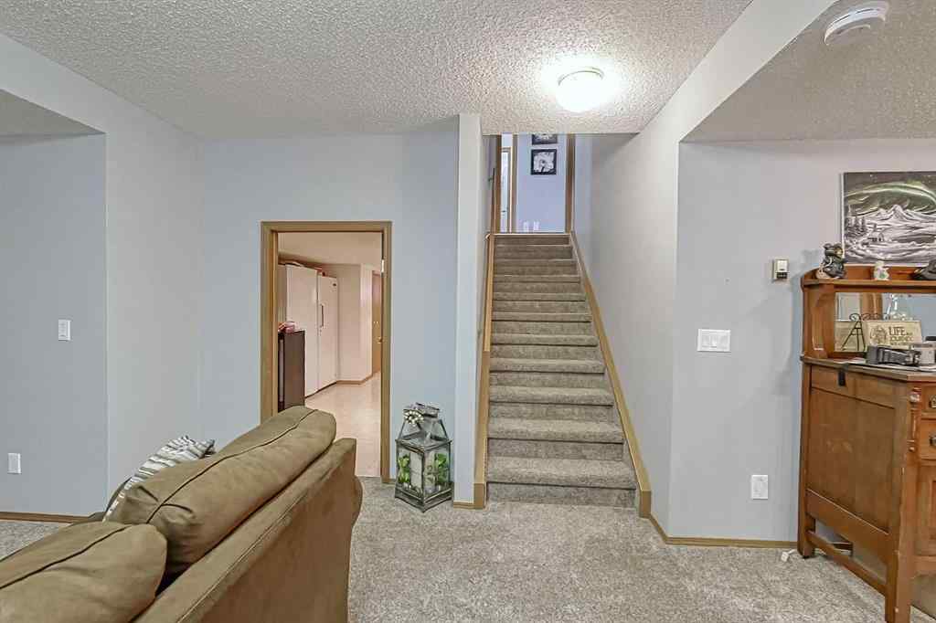 MLS® A2241431 - 36 Chinook Crescent  in NONE Beiseker, Residential