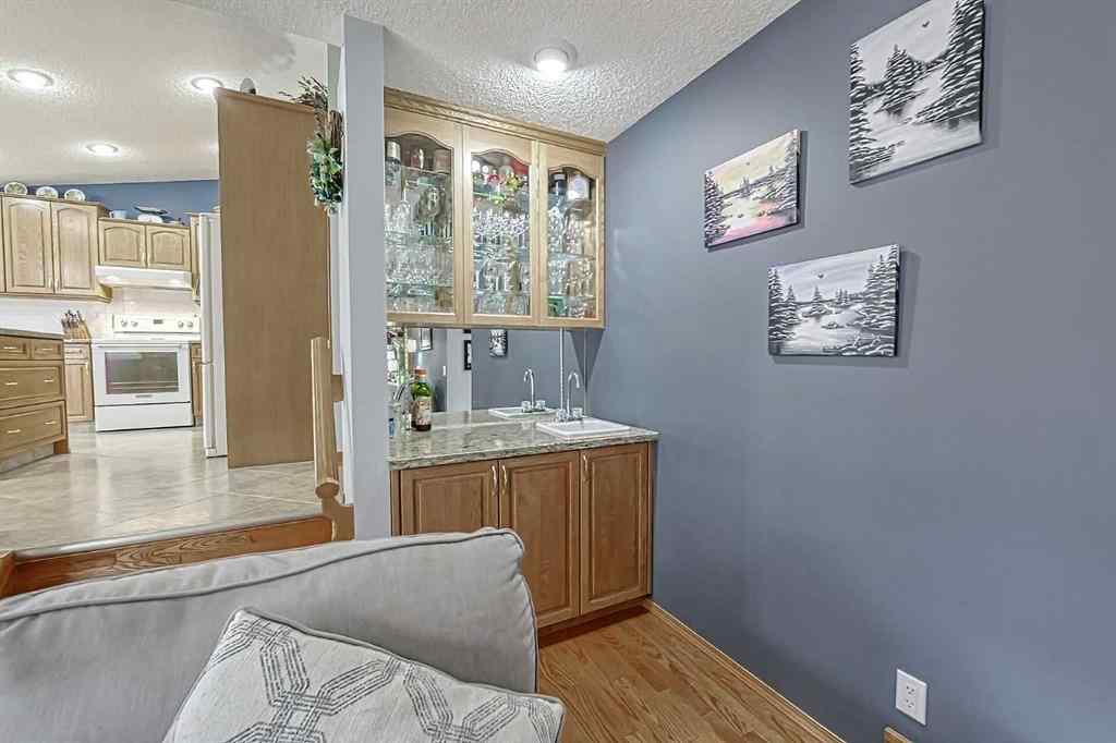 MLS® A2241431 - 36 Chinook Crescent  in NONE Beiseker, Residential