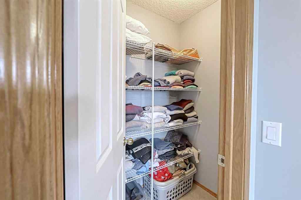 MLS® A2241431 - 36 Chinook Crescent  in NONE Beiseker, Residential